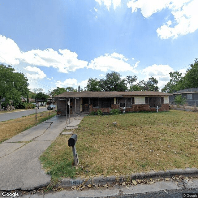 street view of Bobbie L Hunter Room and Board