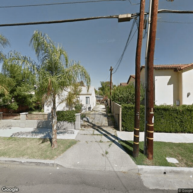 The Cottages of Lake Balboa 3 