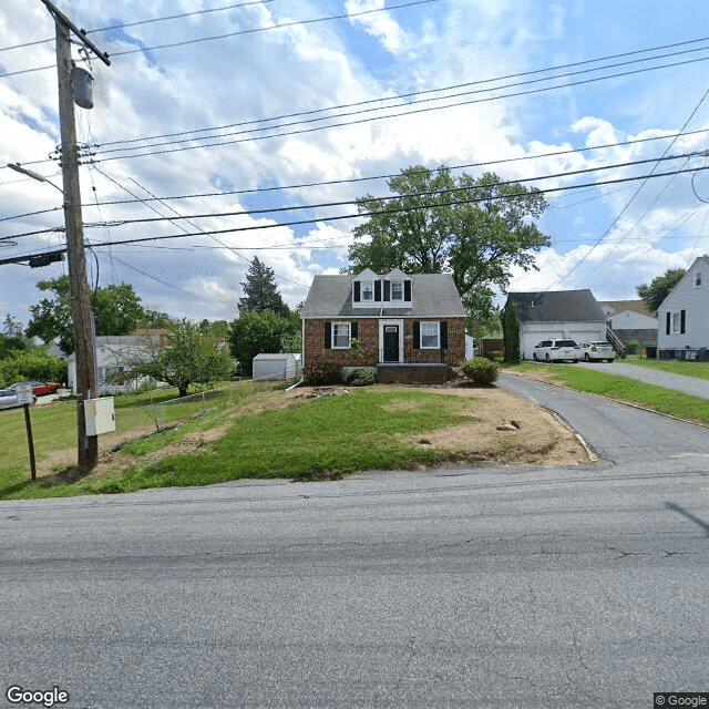 street view of Moms and Pops Place