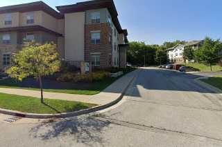 street view of Oak Park Place Wauwatosa
