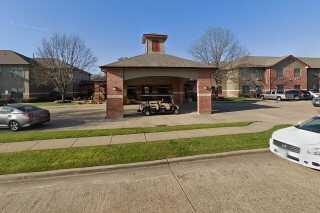 street view of Cambridge Court