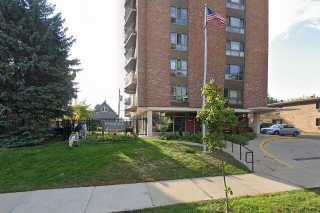 street view of Cambridge Apartments