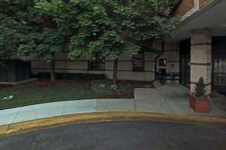 street view of Lincolnwood Place