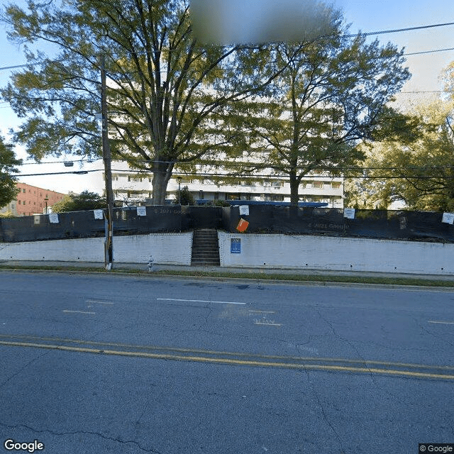 Paces Ferry Apartments 
