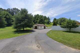 Commonwealth Senior Living at Hillsville - Hillsville | A Place for Mom