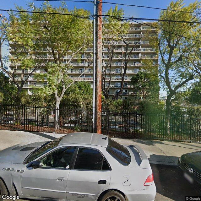 street view of MacArthur Park Towers