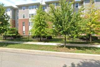 street view of Hawthorn Village