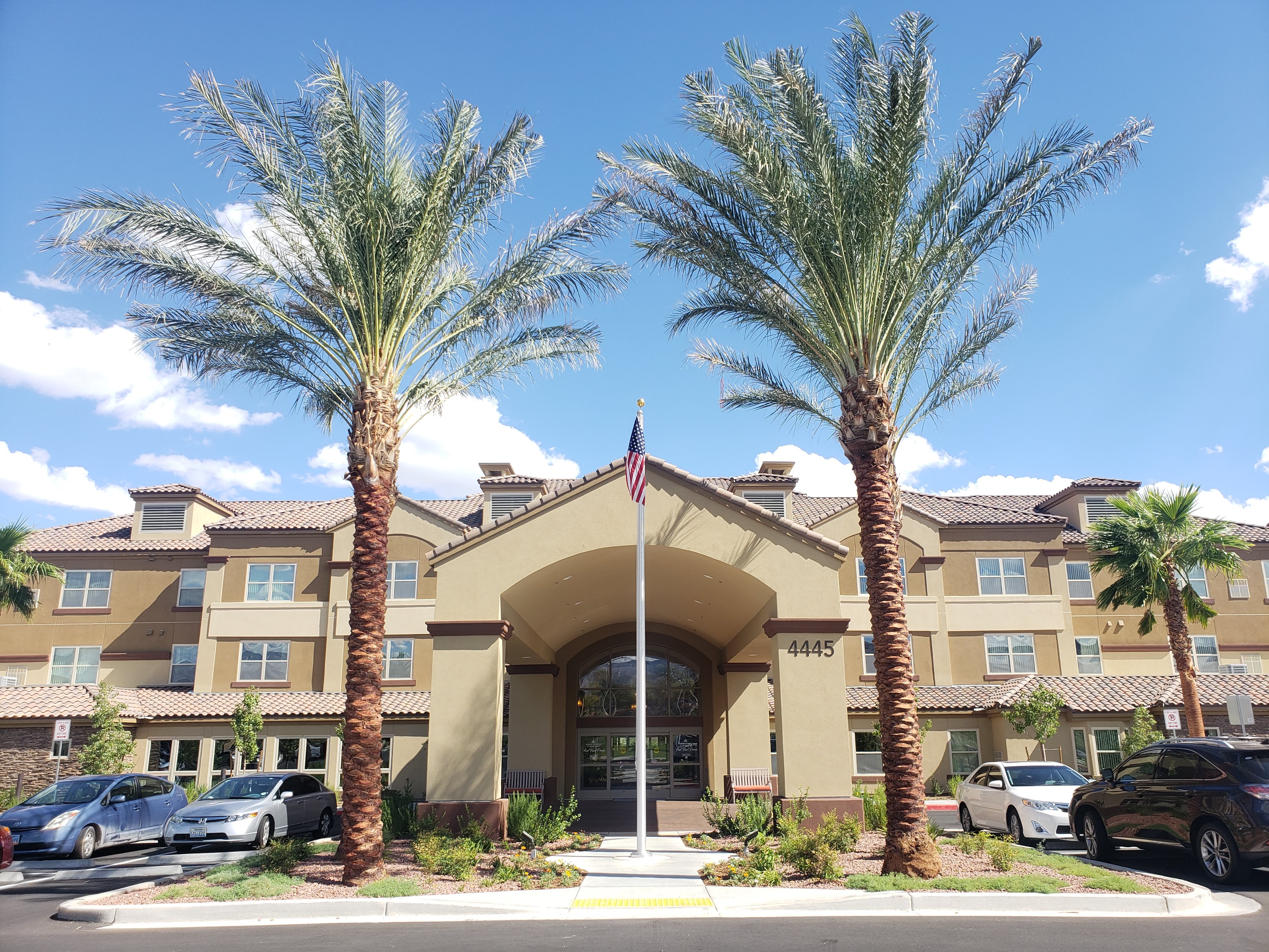 Red Rock Pointe Retirement Community outdoor common area