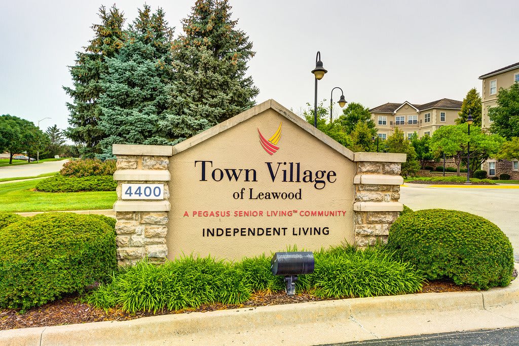 Town Village of Leawood Community Entrance