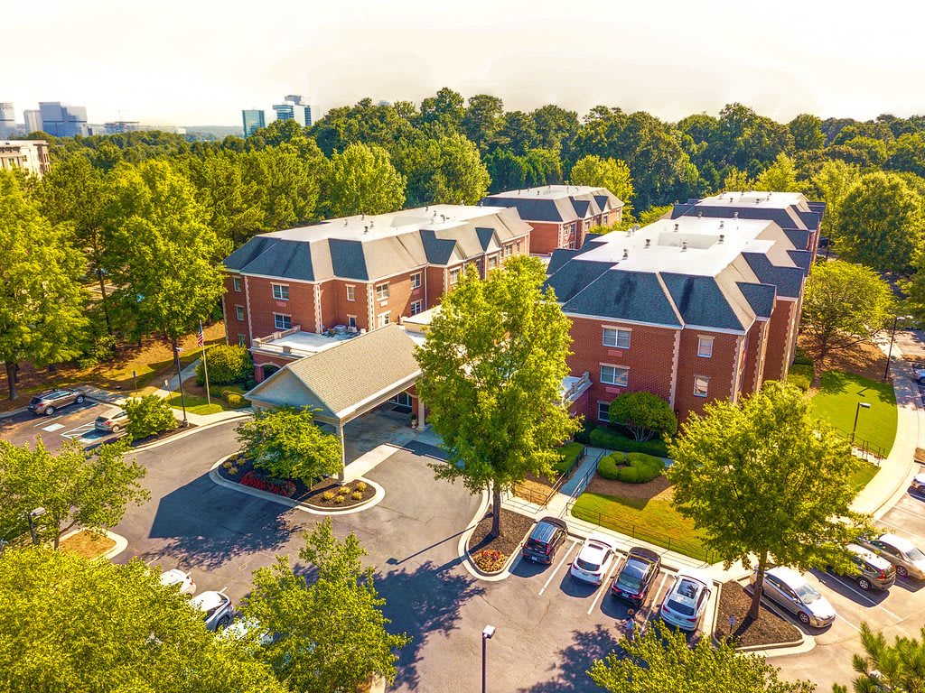 Dunwoody Place aerial view of community