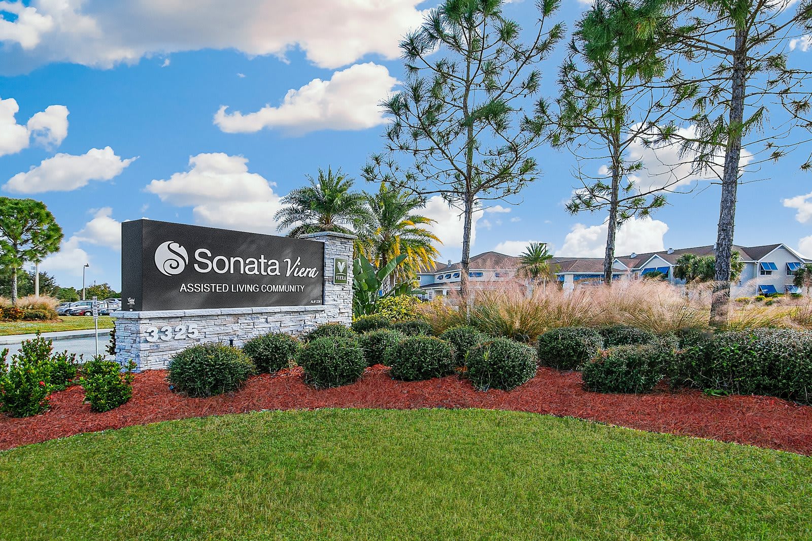 Sonata Viera outdoor common area