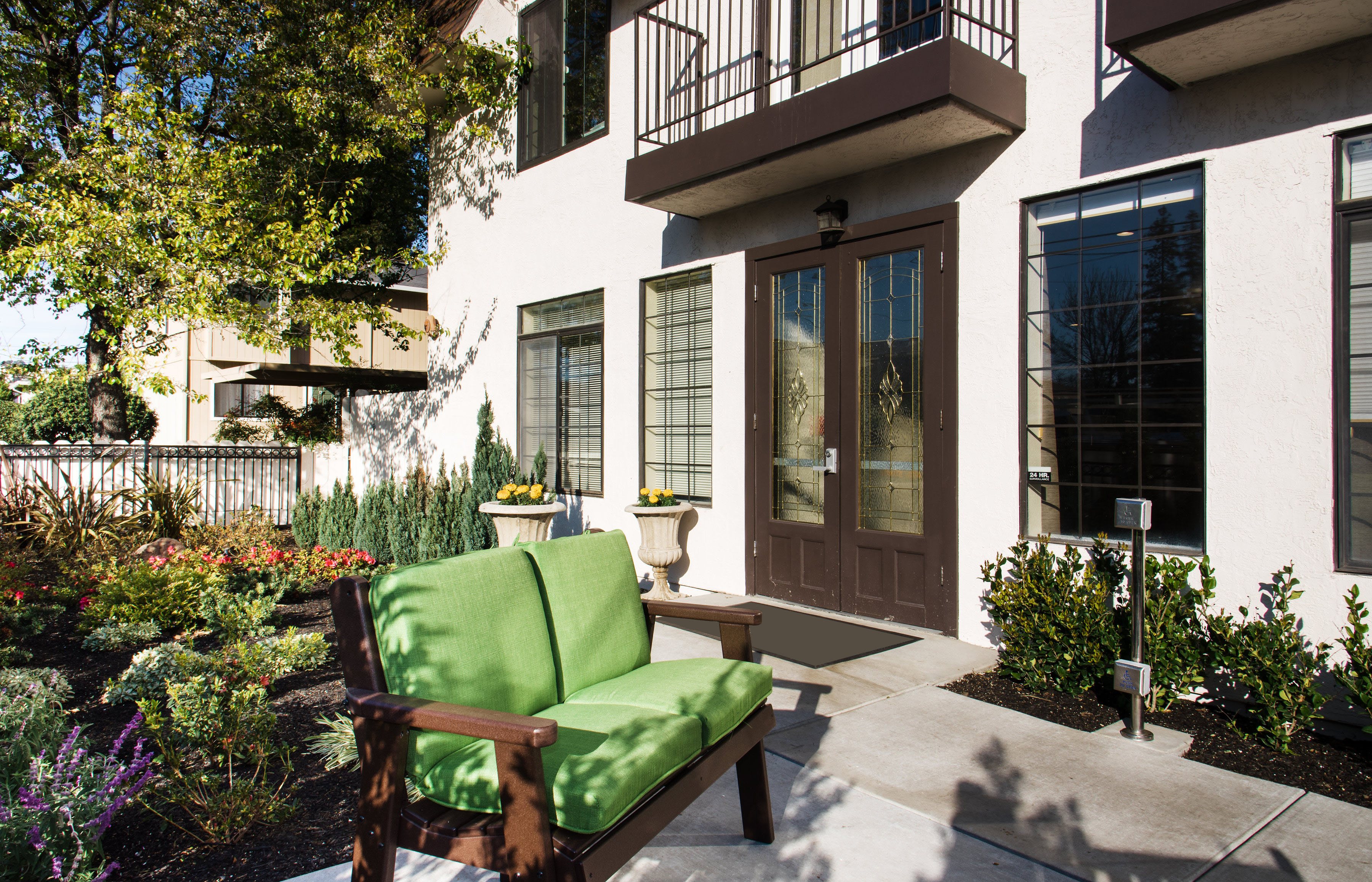 Carefield Castro Valley Assisted Living and Memory Care outdoor common area