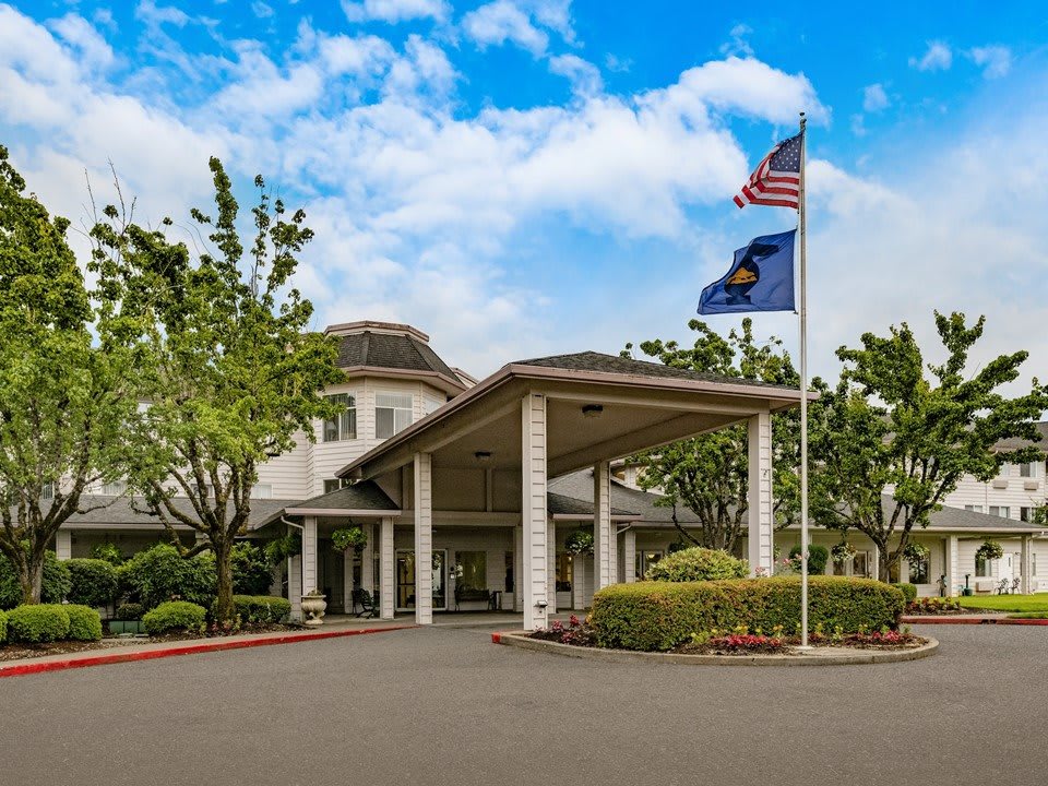 Parkrose Chateau community exterior