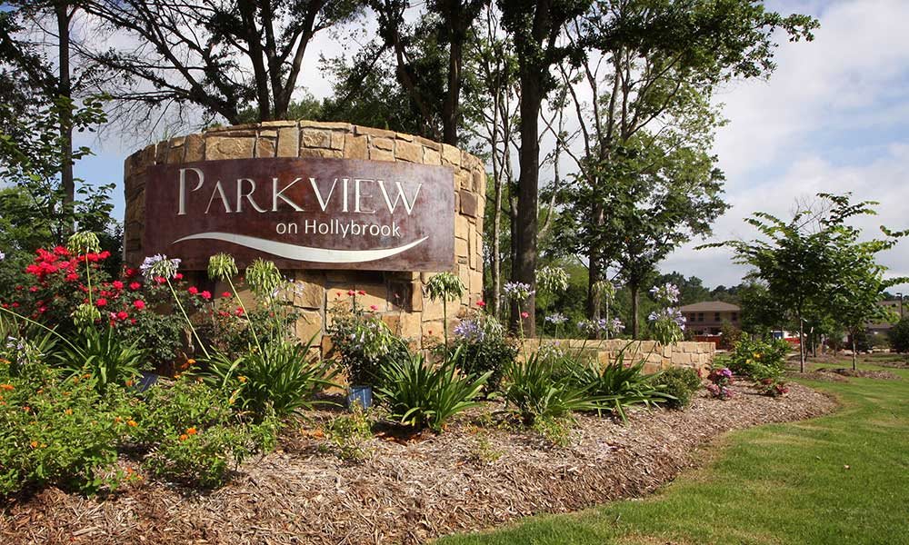 Parkview on Hollybrook outdoor common area