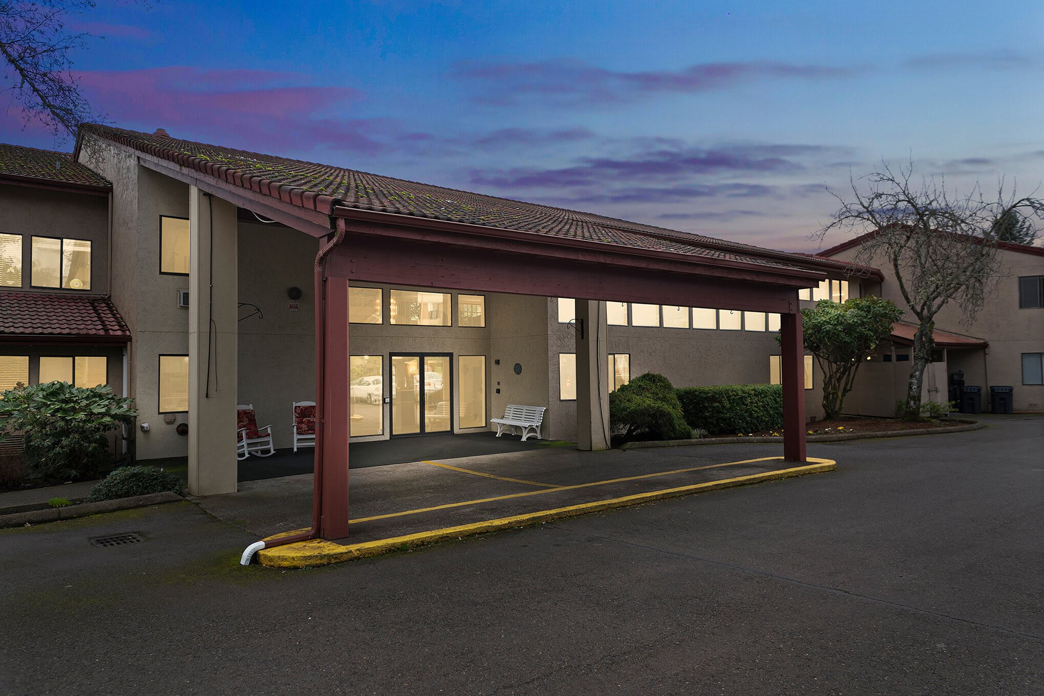 Holiday The Regent community exterior