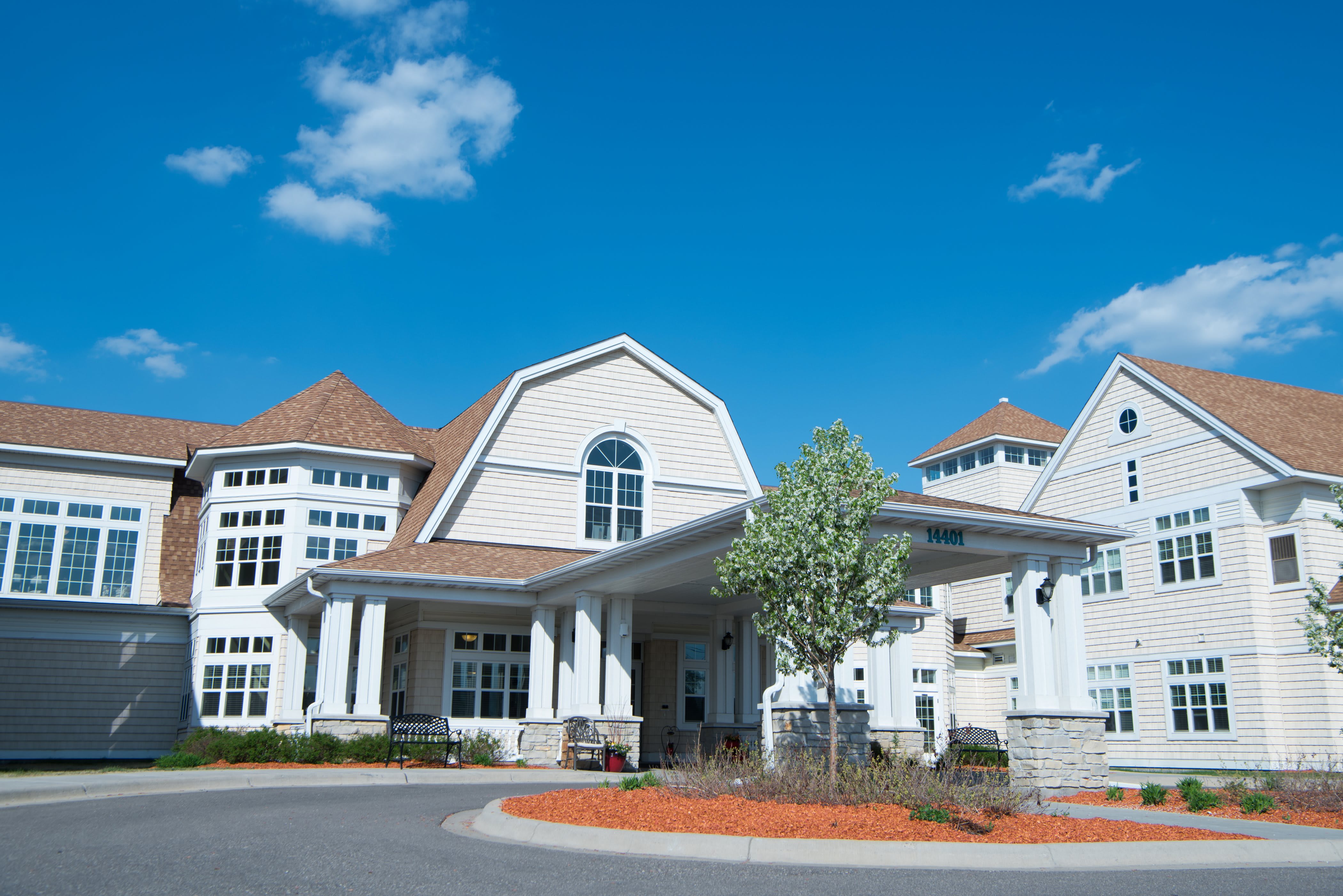 Stoney River Assisted Living and Memory Care community exterior