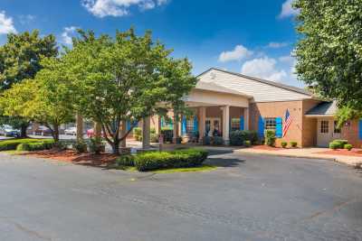 Photo of Charter Senior Living of Bowling Green