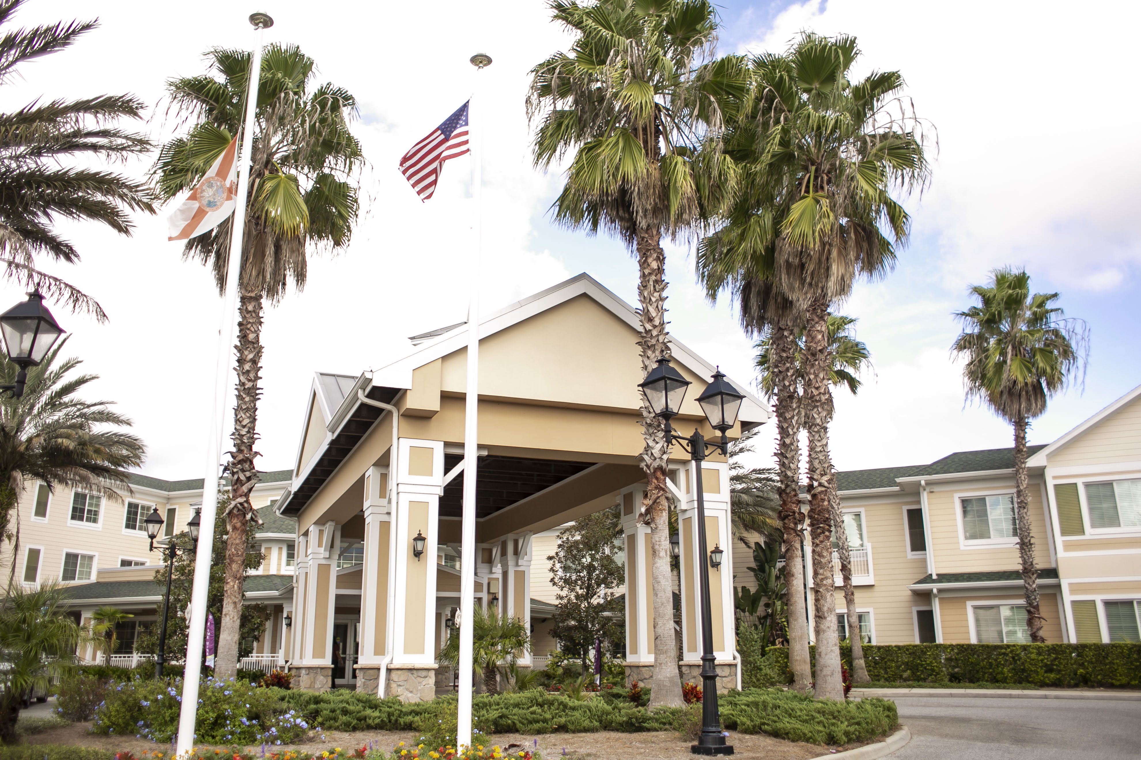 Sumter Senior Living - Sumter Place community exterior