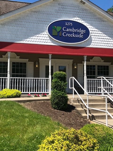 Cambridge Creekside Retirement Community outdoor common area