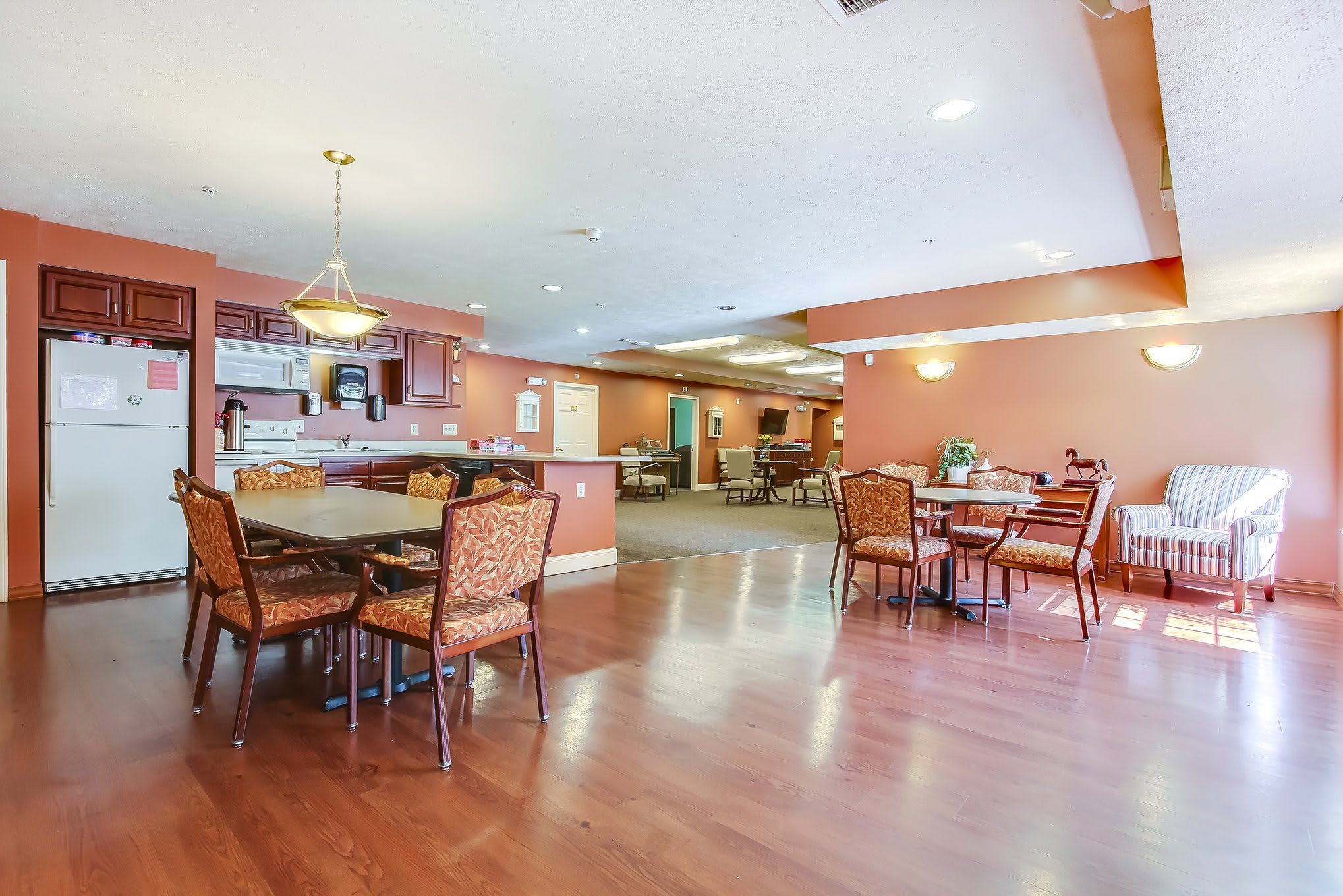 Ludington Woods Assisted Living and Memory Care communal kitchen