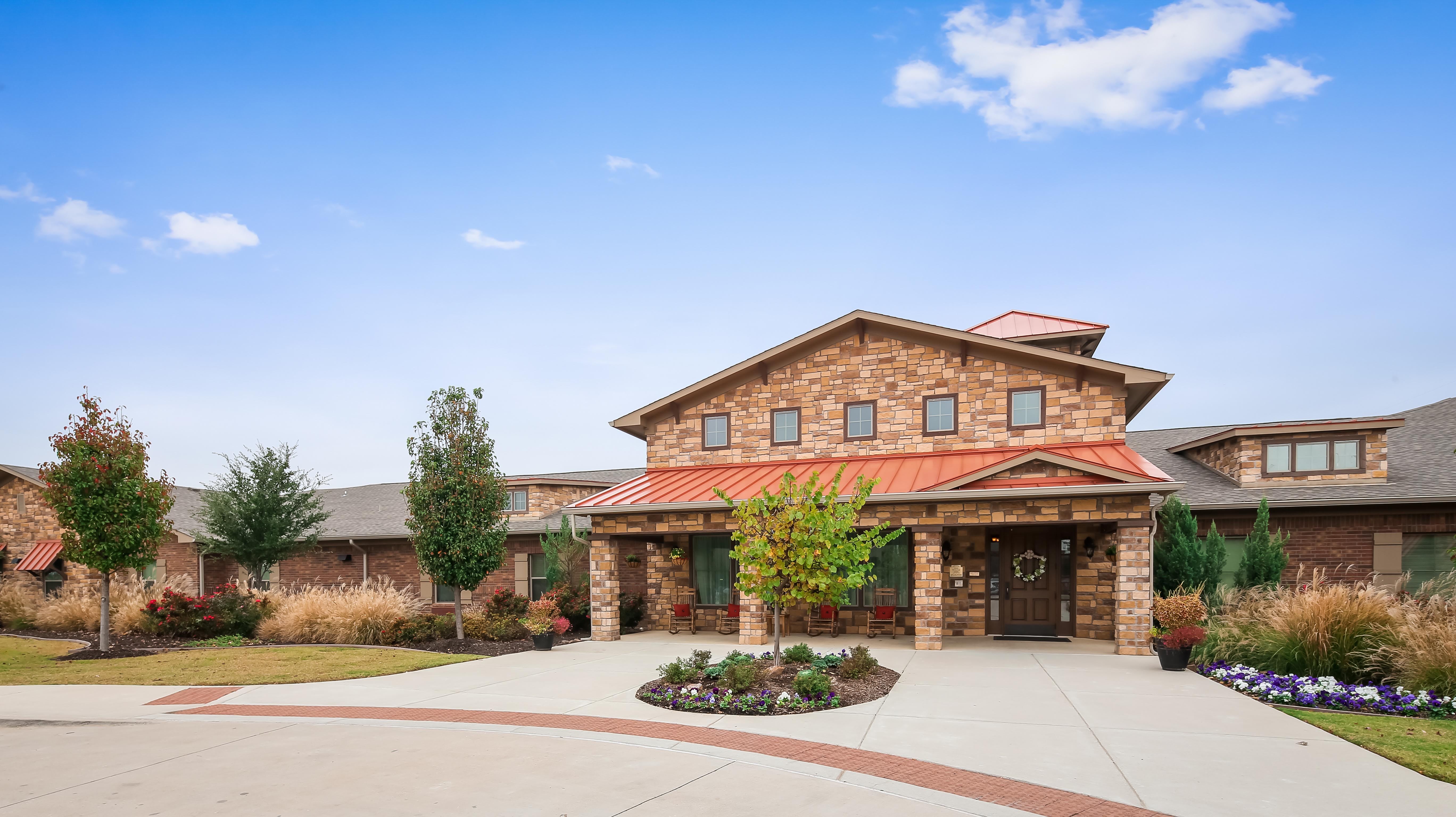 Meadowood Assisted Living and Memory Care community exterior
