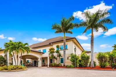 Find 40 Assisted Living Facilities near Cape Coral, FL