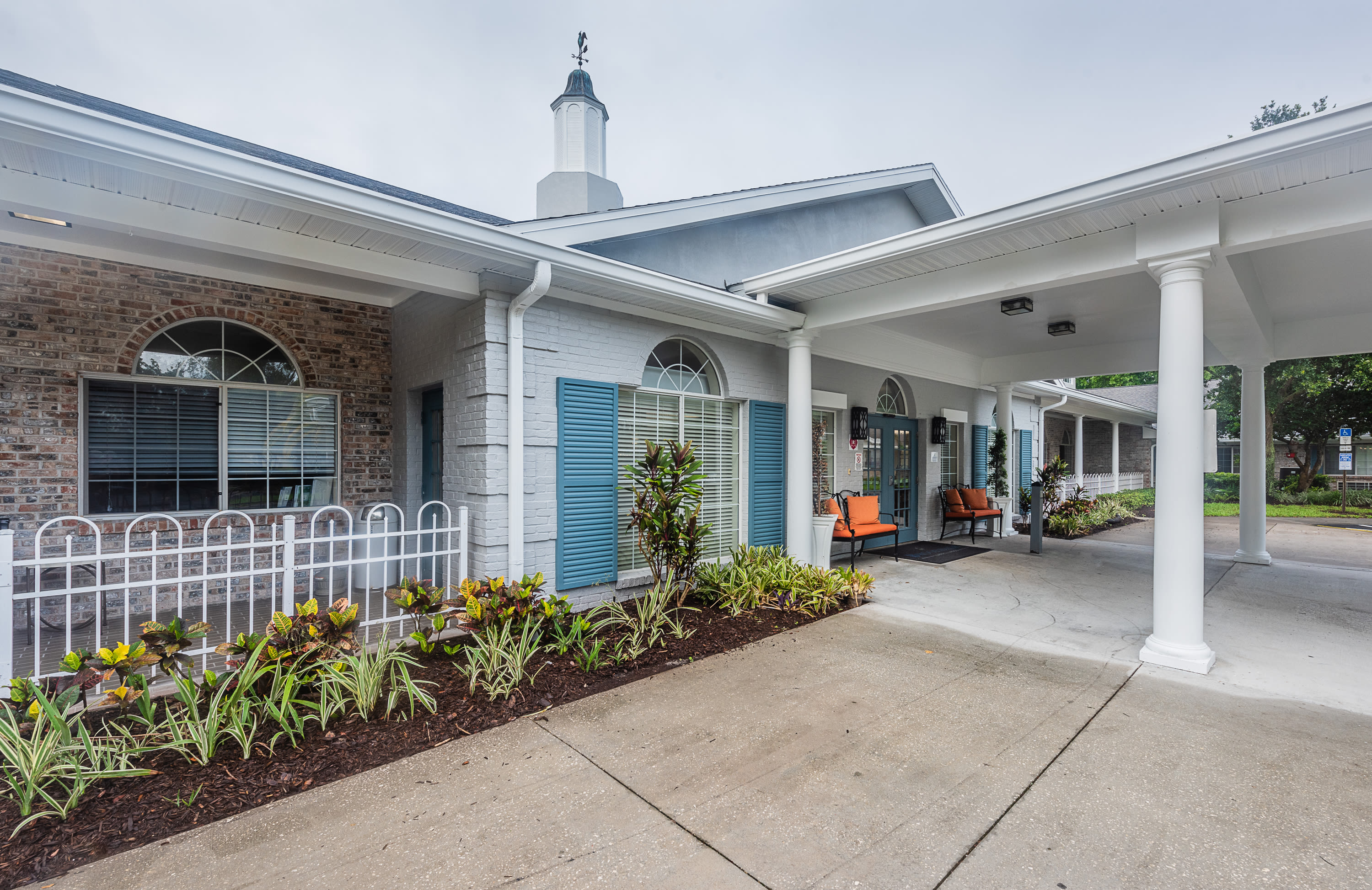 The Colonnade at Carrollwood Community Exterior