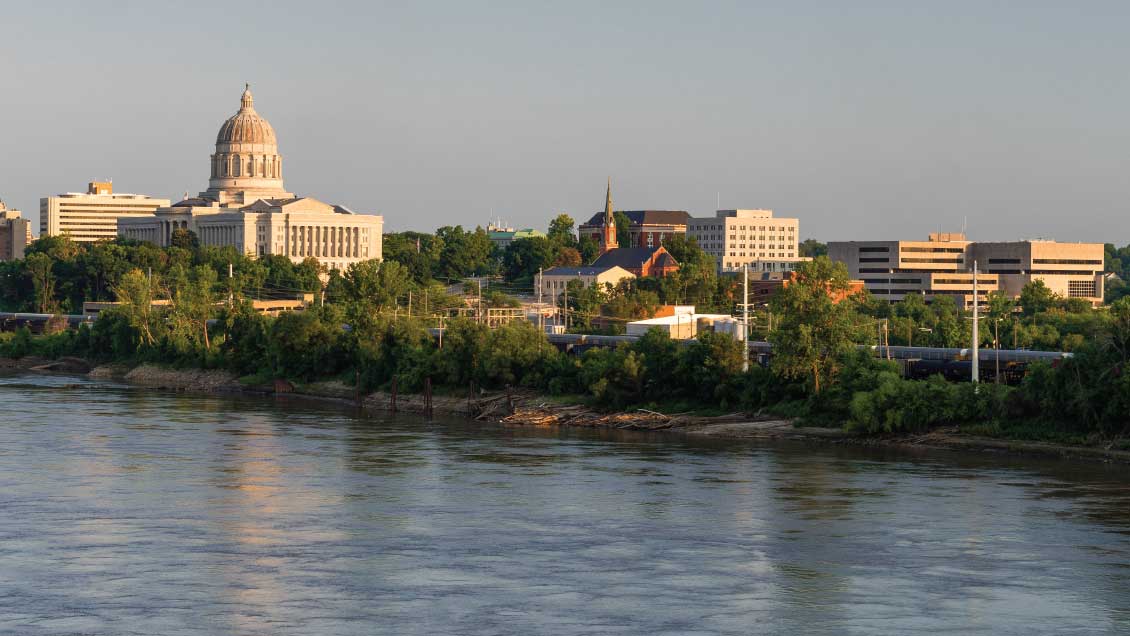 Missouri city skyline