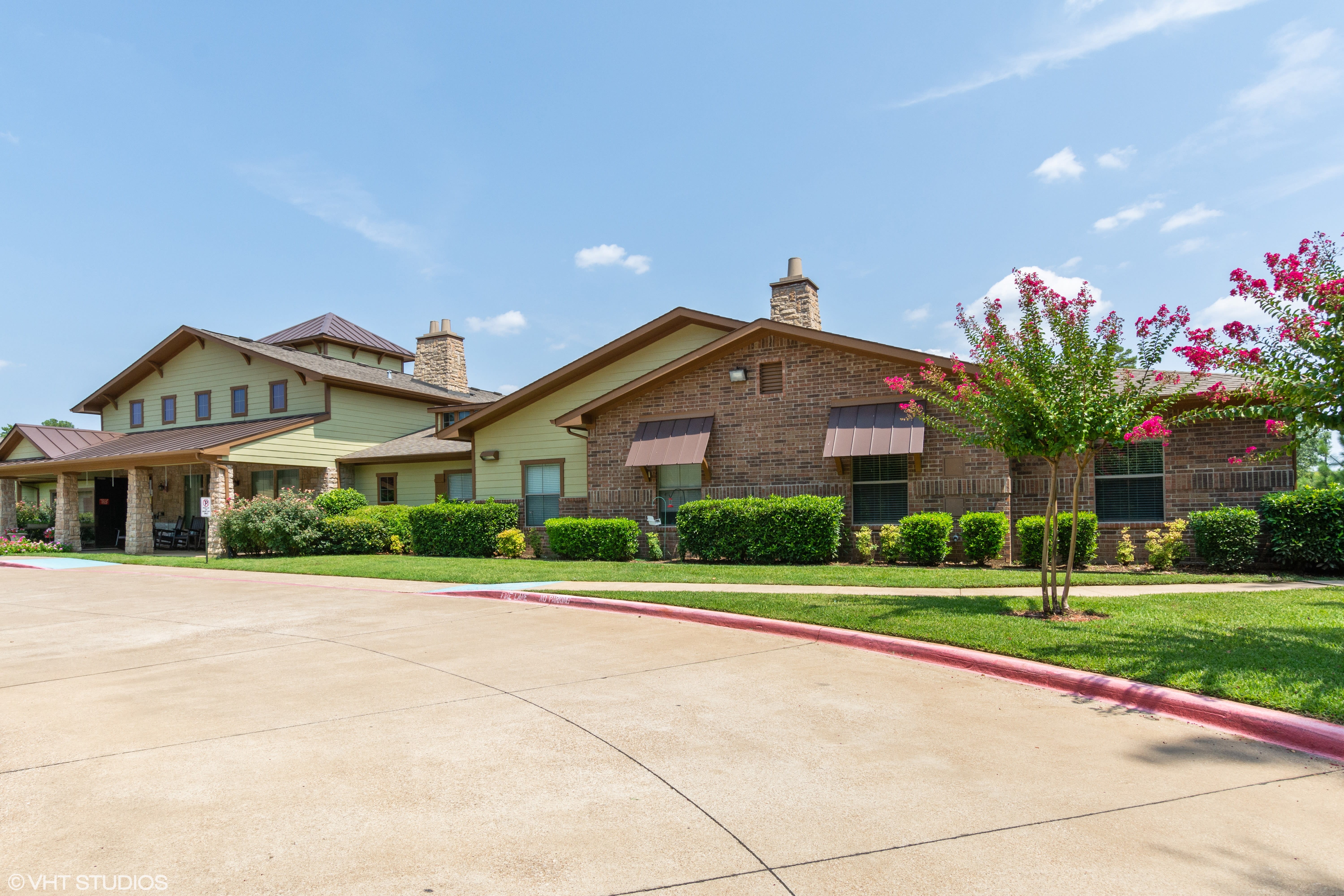 Azalea Trails Assisted Living and Memory Care | Tyler, TX 75703 | 35 reviews