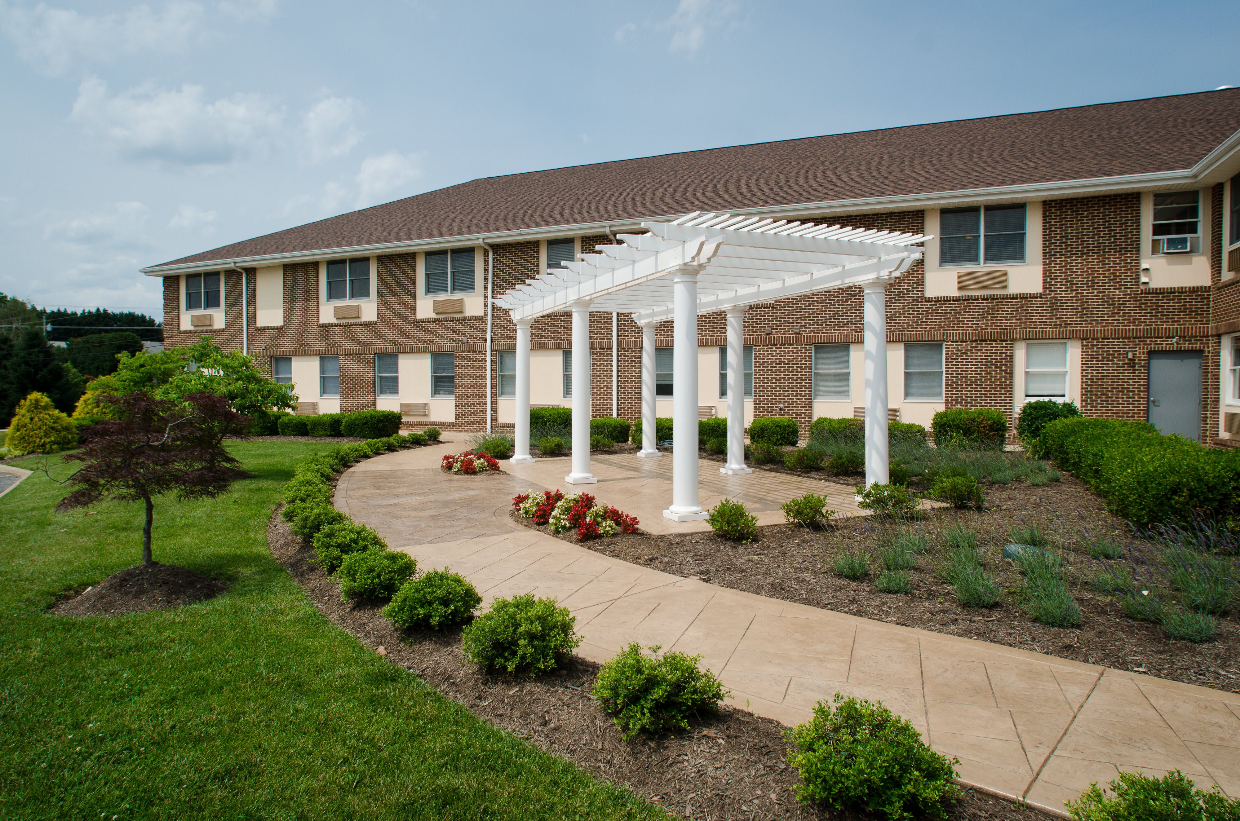 Commonwealth Senior Living at Front Royal | Front Royal, VA 22630