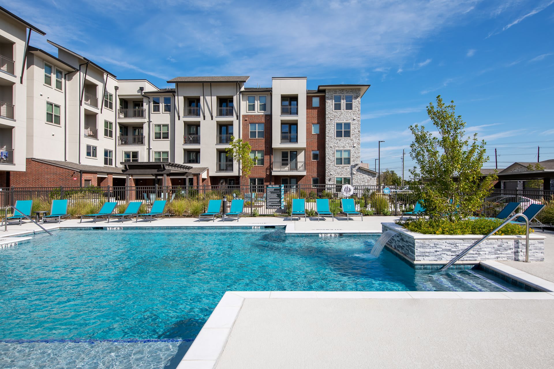 the luxe apartments cedar hill