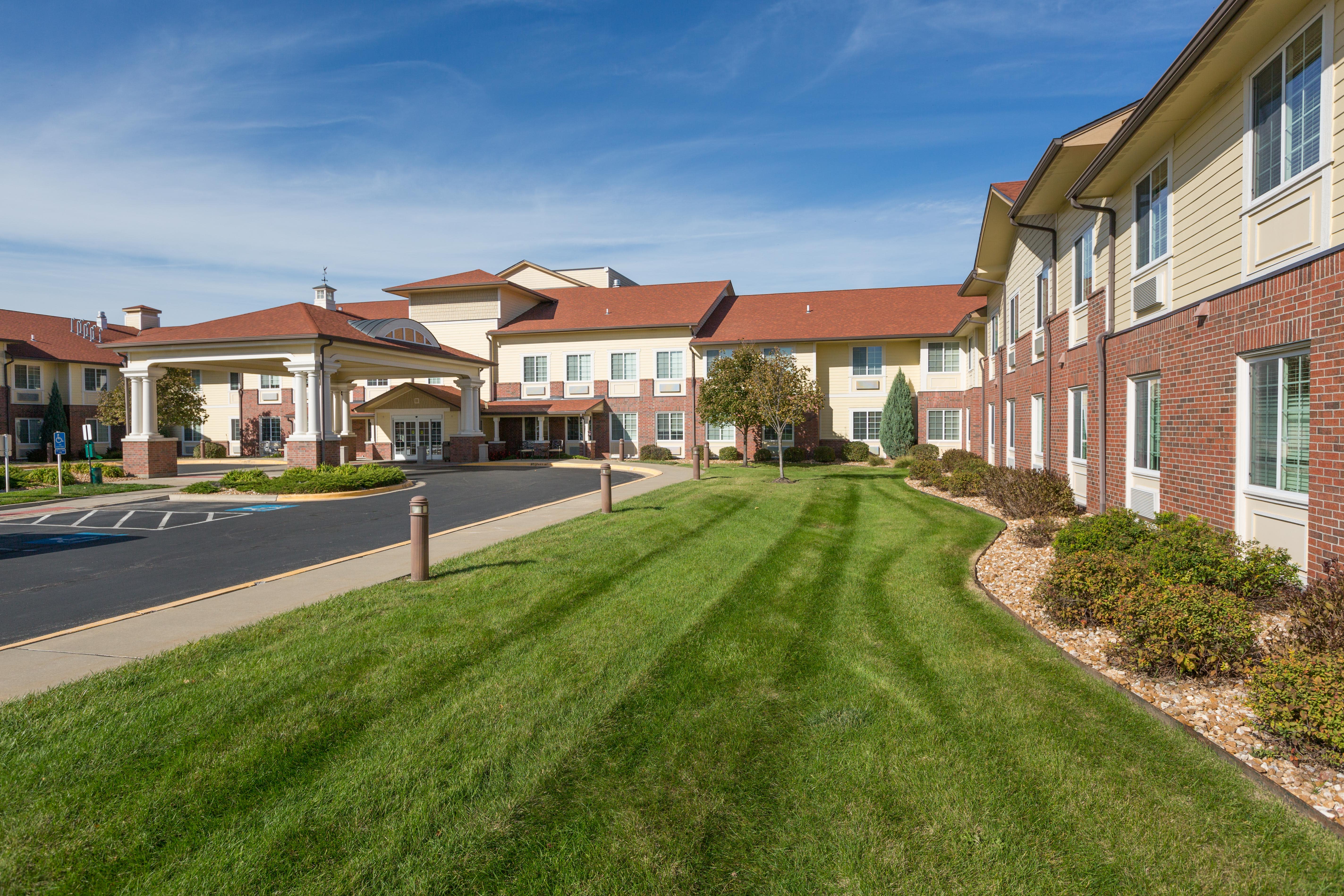 Assisted Senior Living in Overland Park, KS