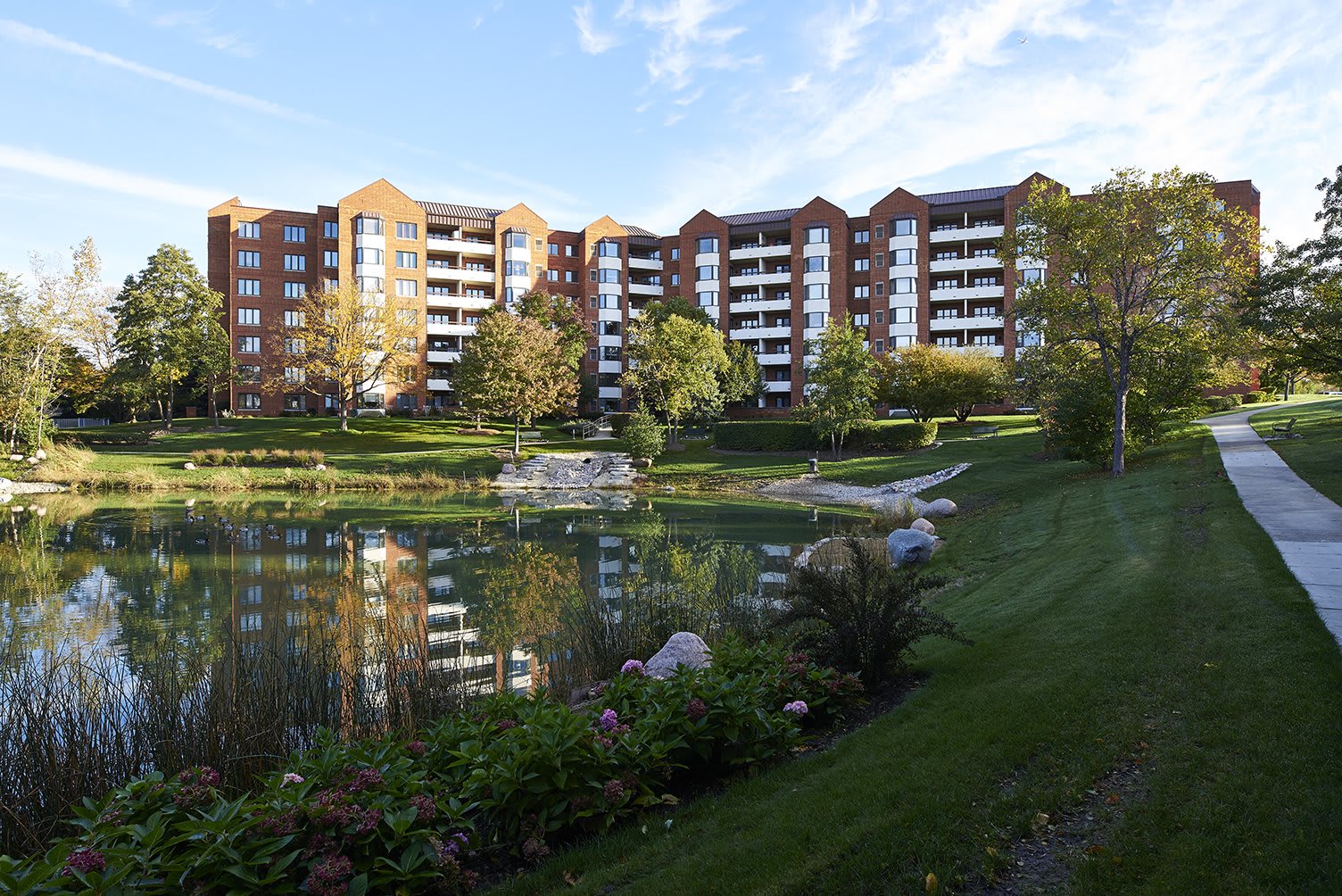 Beacon Hill a CCRC, Independent Living, Lombard, IL 60148