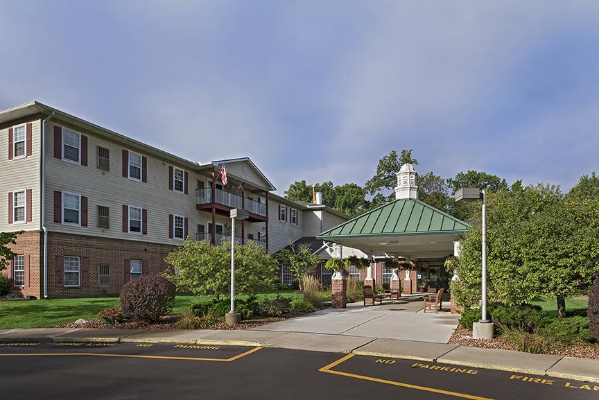 American House Riverview Senior Living - Riverview | A Place for ...